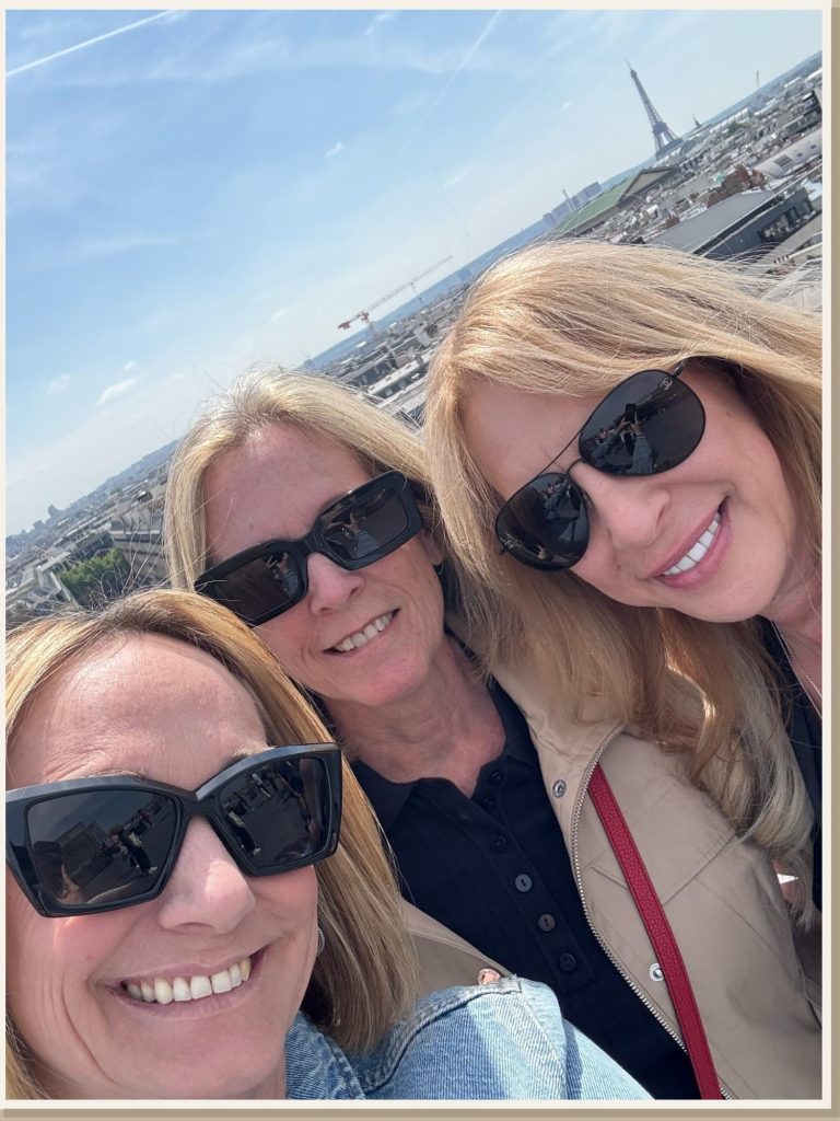 Friends in Paris